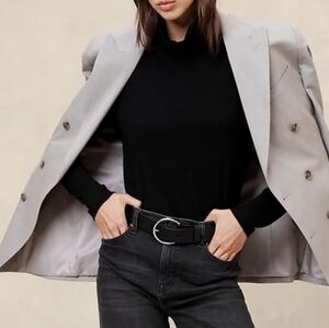 NWT - Banana Republic Black Soft Luxe Turtleneck Top - Size L